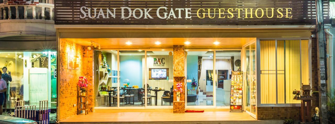 Suan Dok Gate Guesthouse Τσιάνγκ Μάι Εξωτερικό φωτογραφία