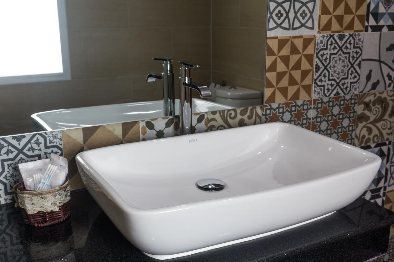 Suan Dok Gate Guesthouse Τσιάνγκ Μάι Εξωτερικό φωτογραφία