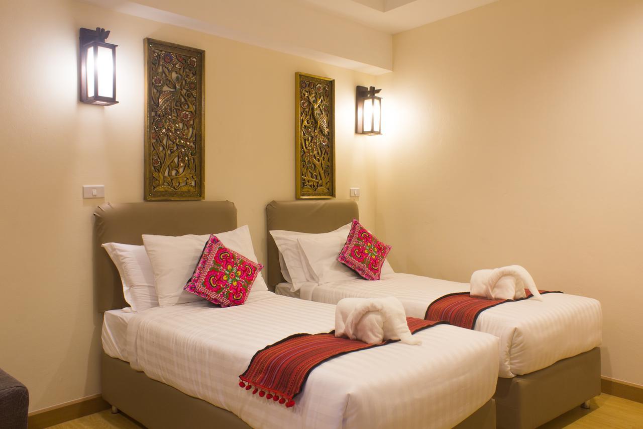 Suan Dok Gate Guesthouse Τσιάνγκ Μάι Εξωτερικό φωτογραφία