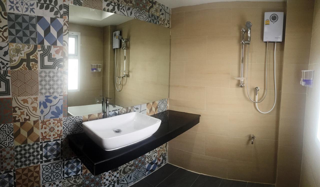 Suan Dok Gate Guesthouse Τσιάνγκ Μάι Εξωτερικό φωτογραφία