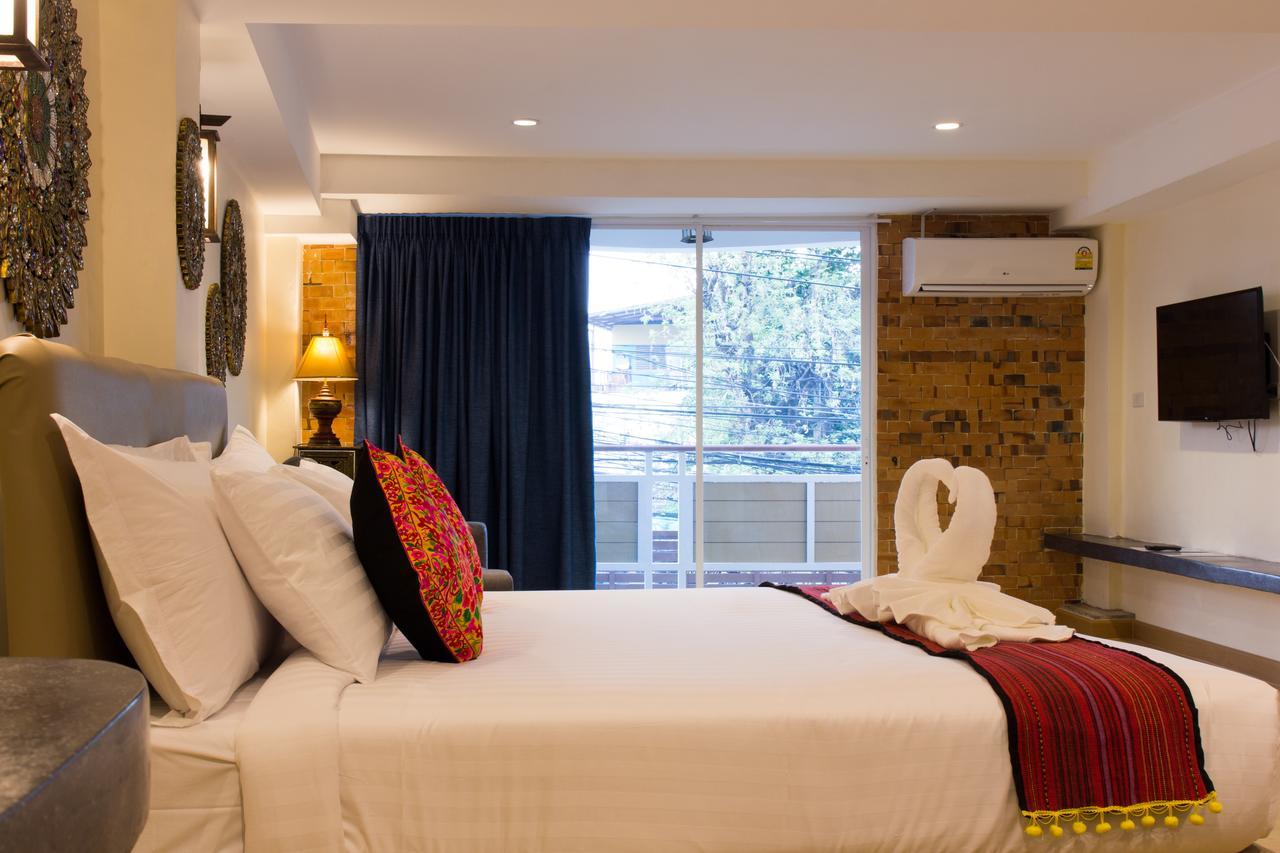 Suan Dok Gate Guesthouse Τσιάνγκ Μάι Εξωτερικό φωτογραφία